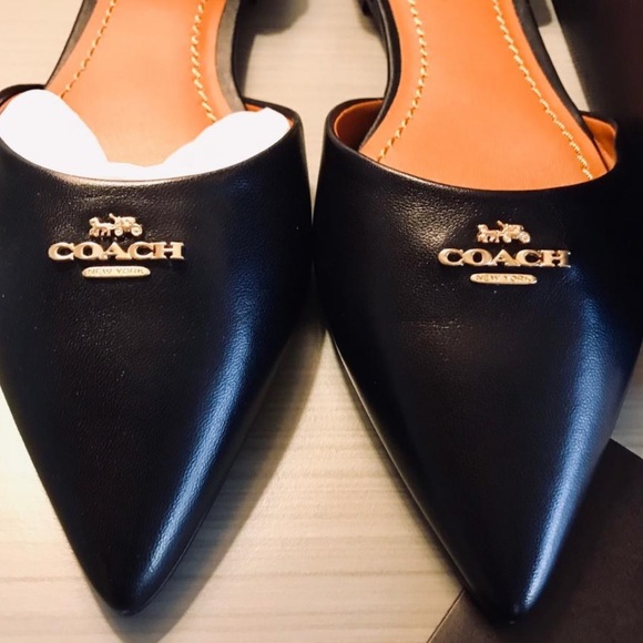 COACH Leather Flats NWT & Box - Picture 2 of 6
